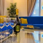 Apartament Charmante Mit Meerblick Und Garage By Interhome
